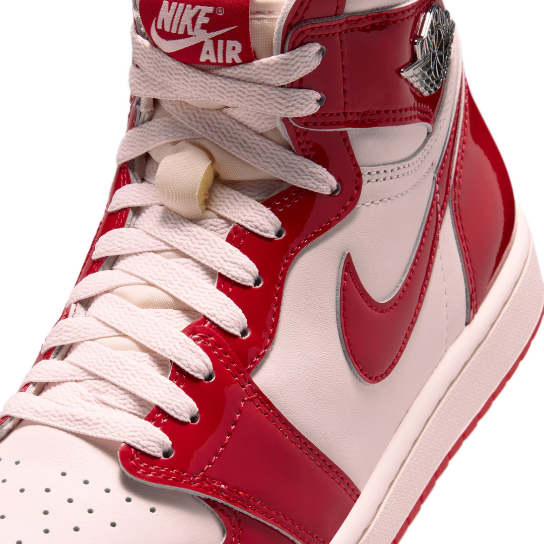 Wmns Air Jordan 1 Retro HI OG (University Red/Metallic Silver)