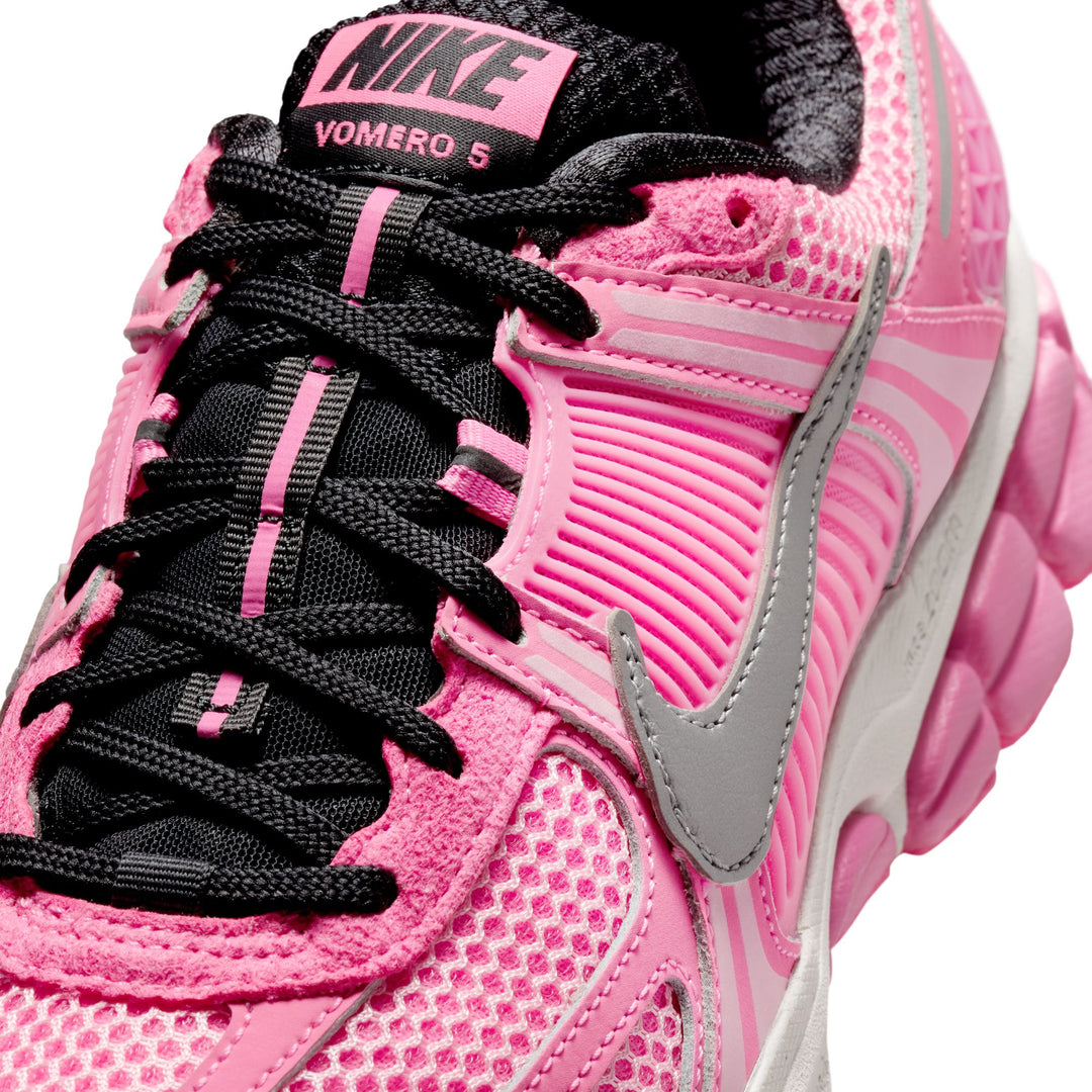Nike Zoom Vomero 5 (Pink Glow/metallic Silver-pearl Pink)