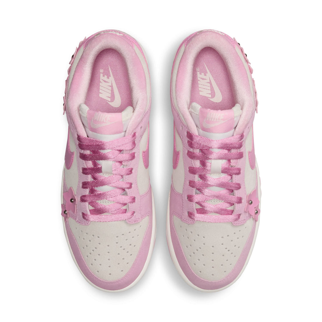 Wmns Nike Dunk Low SE Femme (Pink Rise/Pink Rise-Sail)