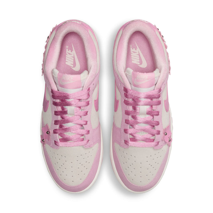 Wmns Nike Dunk Low SE Femme (Pink Rise/Pink Rise-Sail)