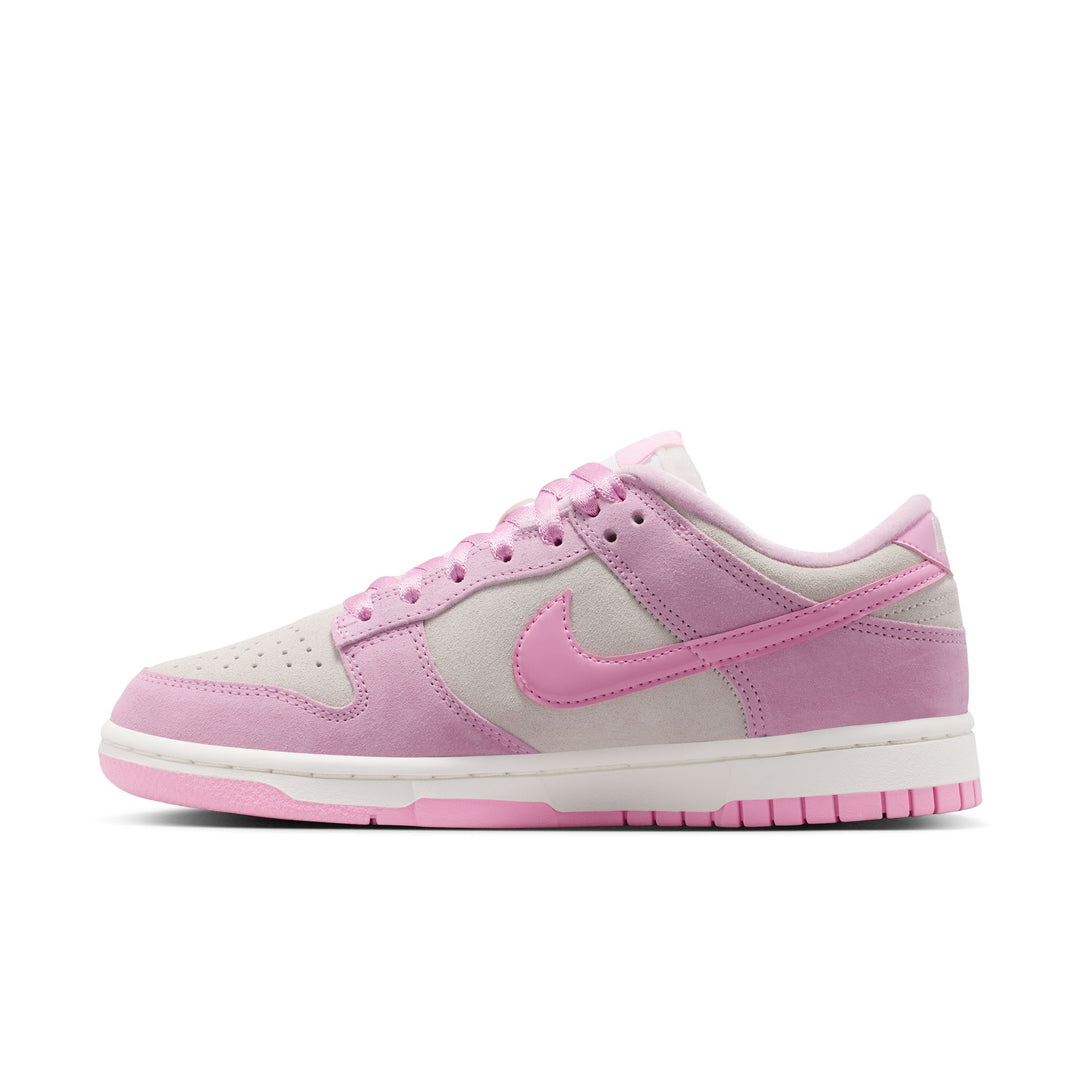 Wmns Nike Dunk Low SE Femme (Pink Rise/Pink Rise-Sail)