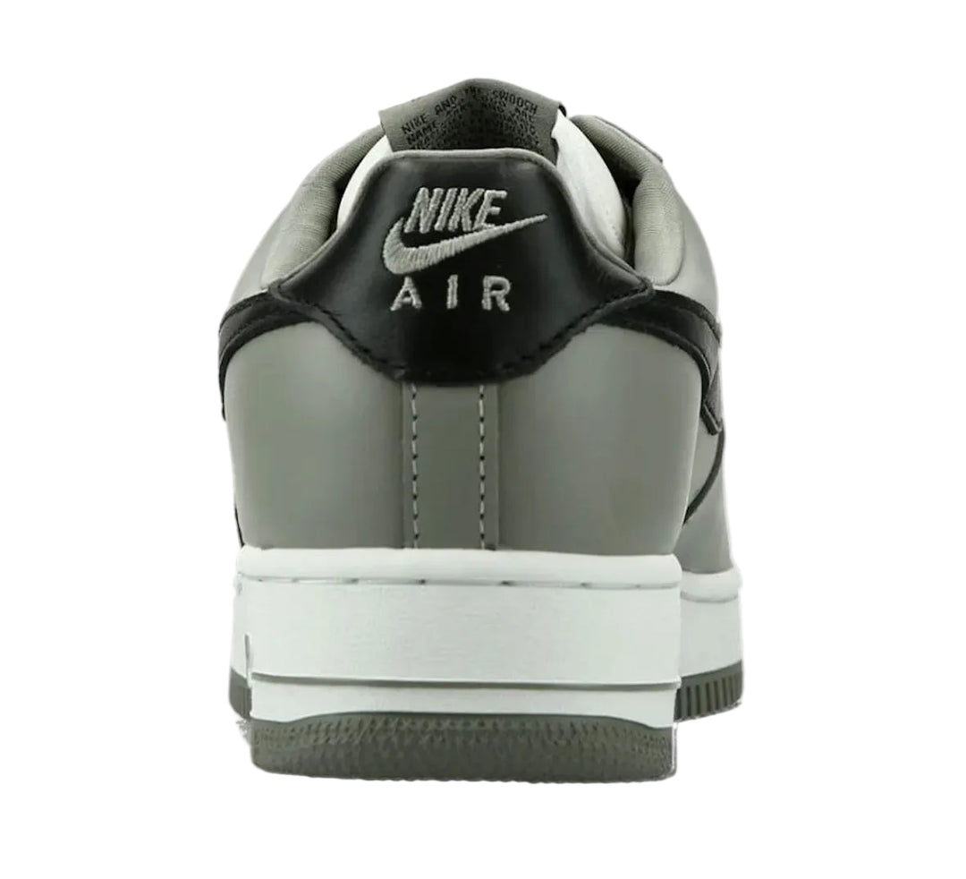 Nike Air Force 1 '01  (LIght Army/Black-Sail)