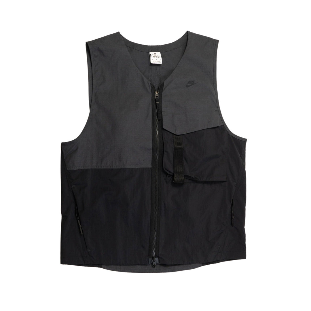 Nike Sportswear Tech Pack Unlined Vest (Black)